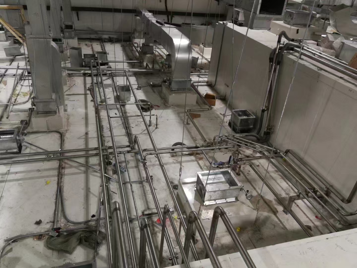 �����˻���ҩ���޹�˾�½�����Һ��������ྻ�ܵ����̰�װ