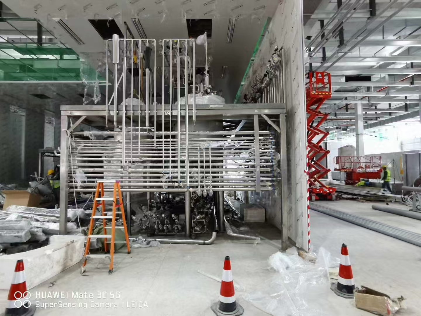 ����ʵҵ�ɷ����޹�˾��������ҩ���½����������糵��ģ�鼯�ɹ���